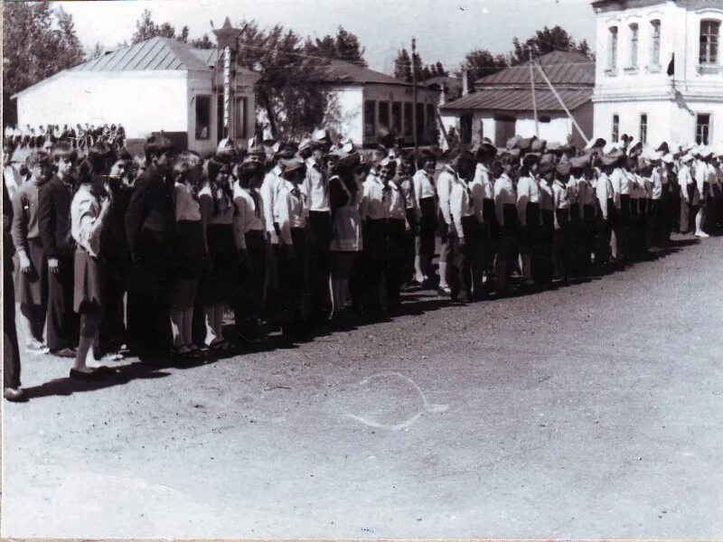 Рп 5 самойловка. Самойловка Саратовская область. Самойловка Саратовская область население. Школа Самойловка Саратовская область. Самойловка школа 1 Старая.