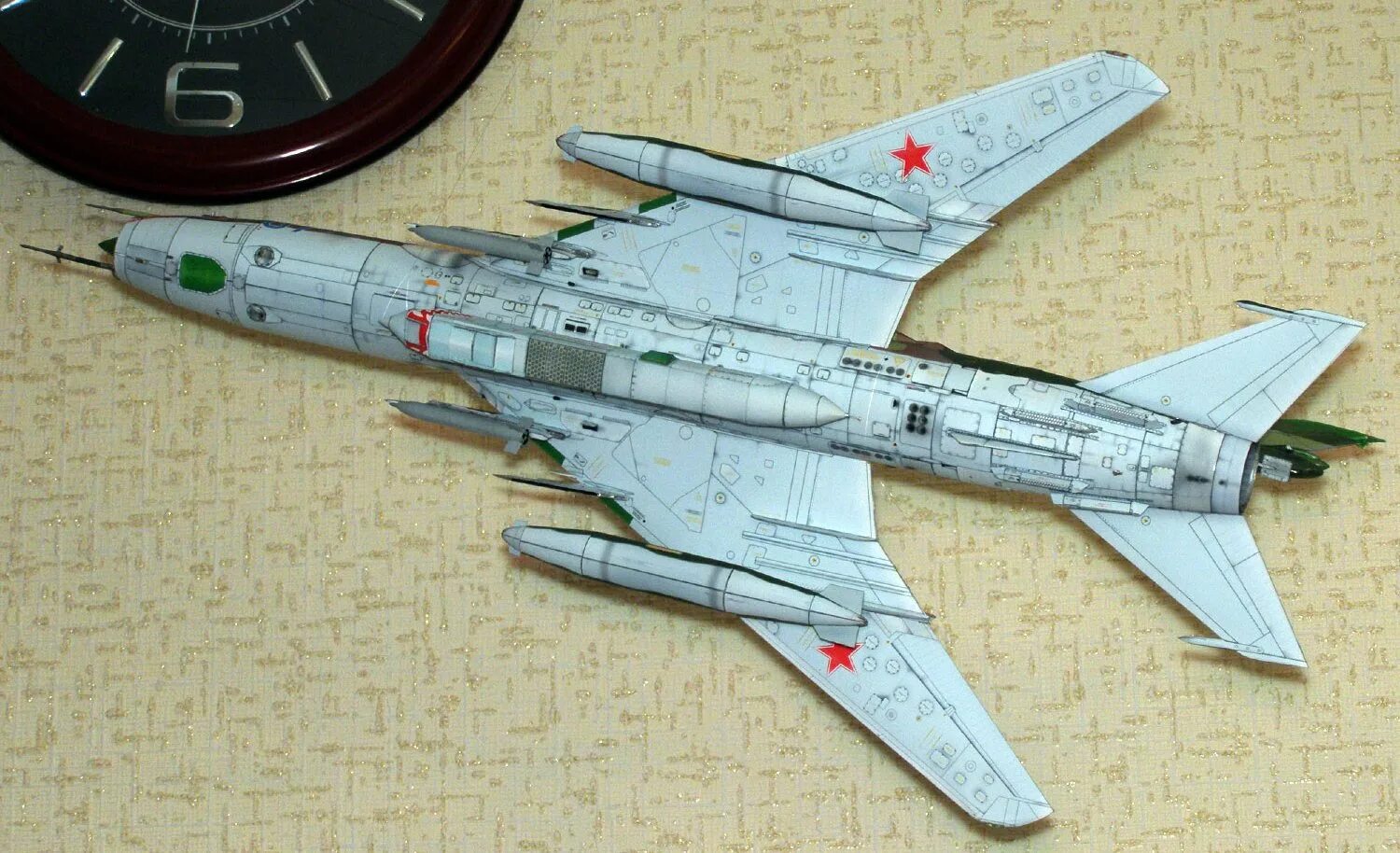 Су17 м4 шасси. Су-17 шасси. Су-17 1/48. Су 17 модель. Снизу 17