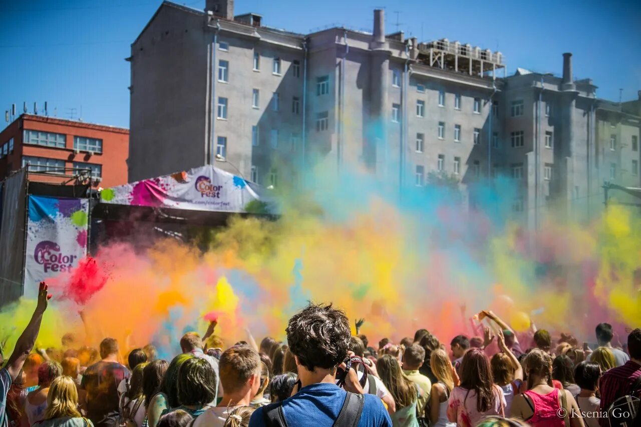 Фестиваль красок красные баки. Фестиваль colorfest. Colorfest спб 2024. Холи фест. Праздник красок.