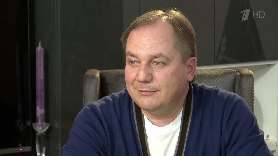 Продюсер премьер. Продюсер премьер
