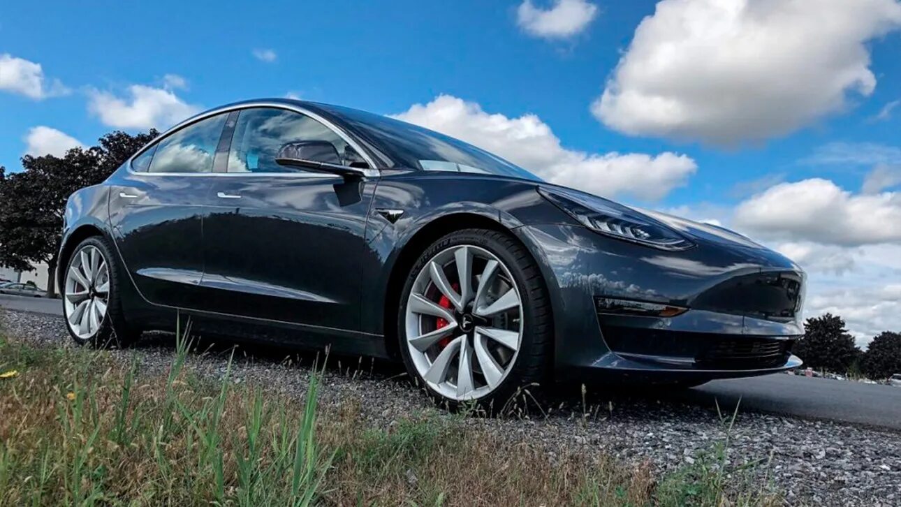 Tesla performance. Tesla model 3 Performance. Седан Tesla model 3. Tesla model s 3. Tesla model 3 2021.