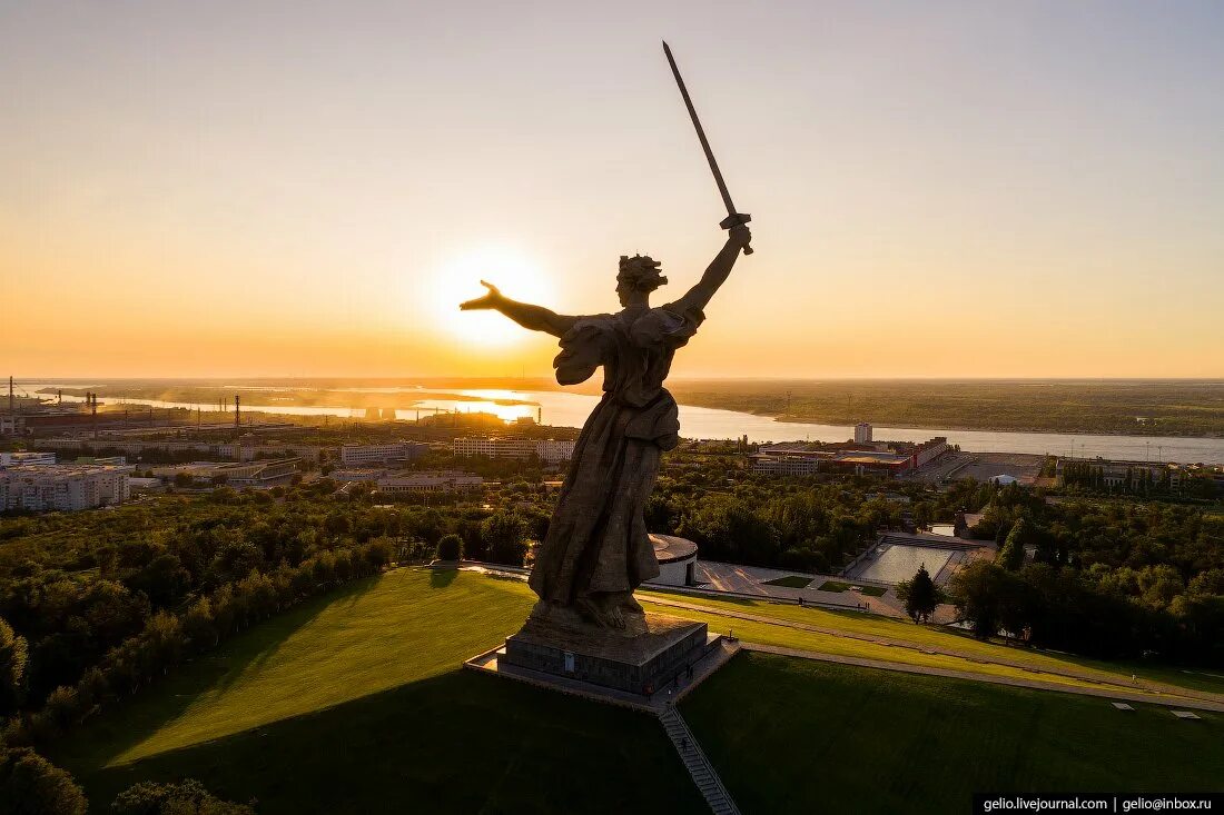 Волгоградский государственный медицинский университет. Volgograd state. Volgograd state. Мамаев курган волгоград. Volgograd state.