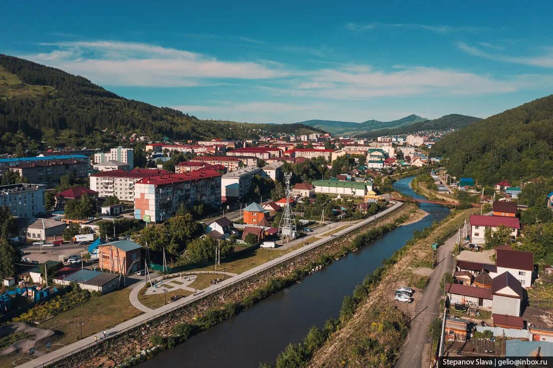 Горно Алтайск. Горно Алтайск центр города. Горно Алтайск столица. Республика Алтай Горно-Алтайск.