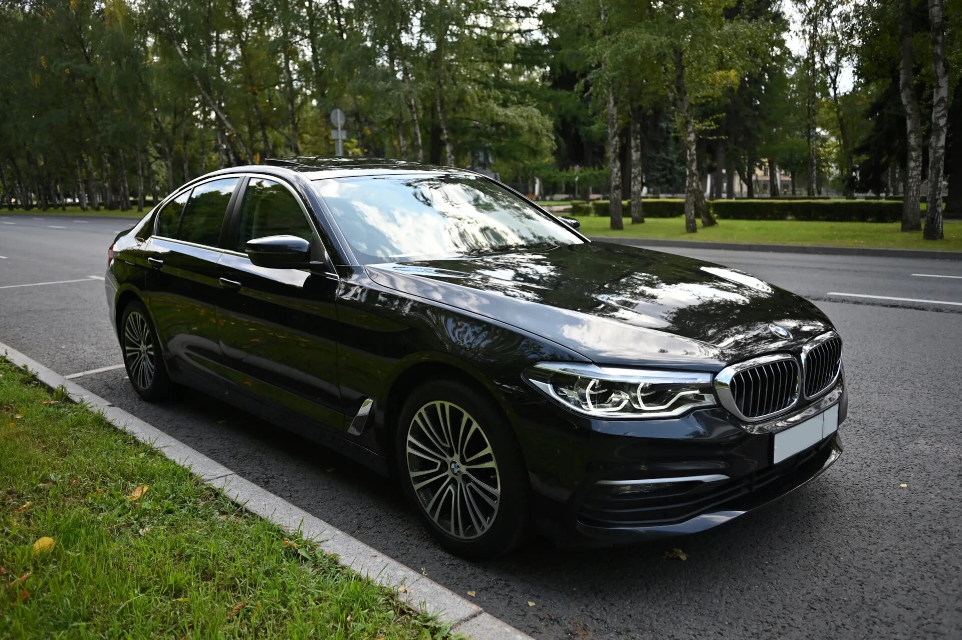 Bmw 5 g30. Бмв 5 g30 дизель. Бмв g30. Bmw 5 g30 m5. G30 530d black.