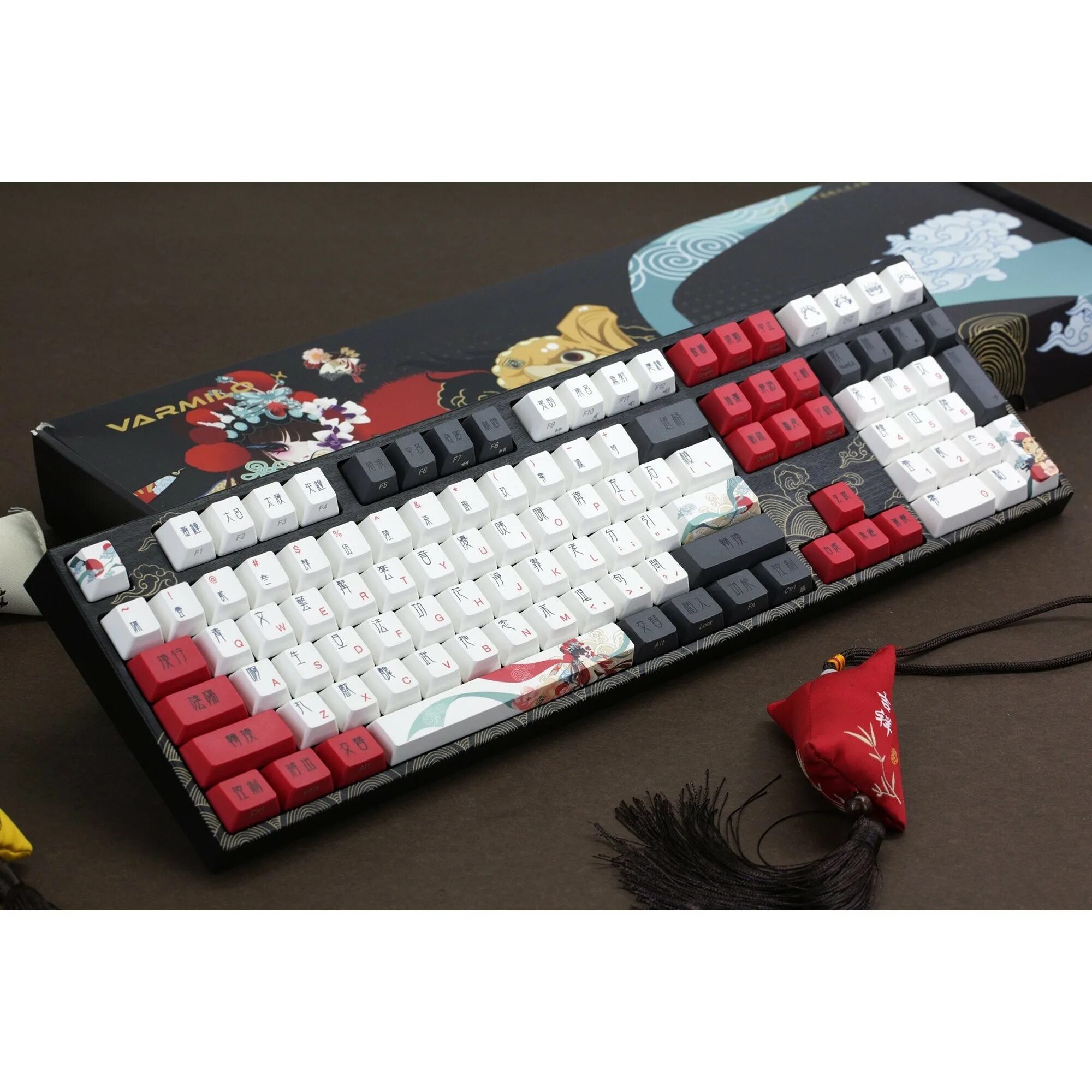 Varmilo v2. Varmilo v2