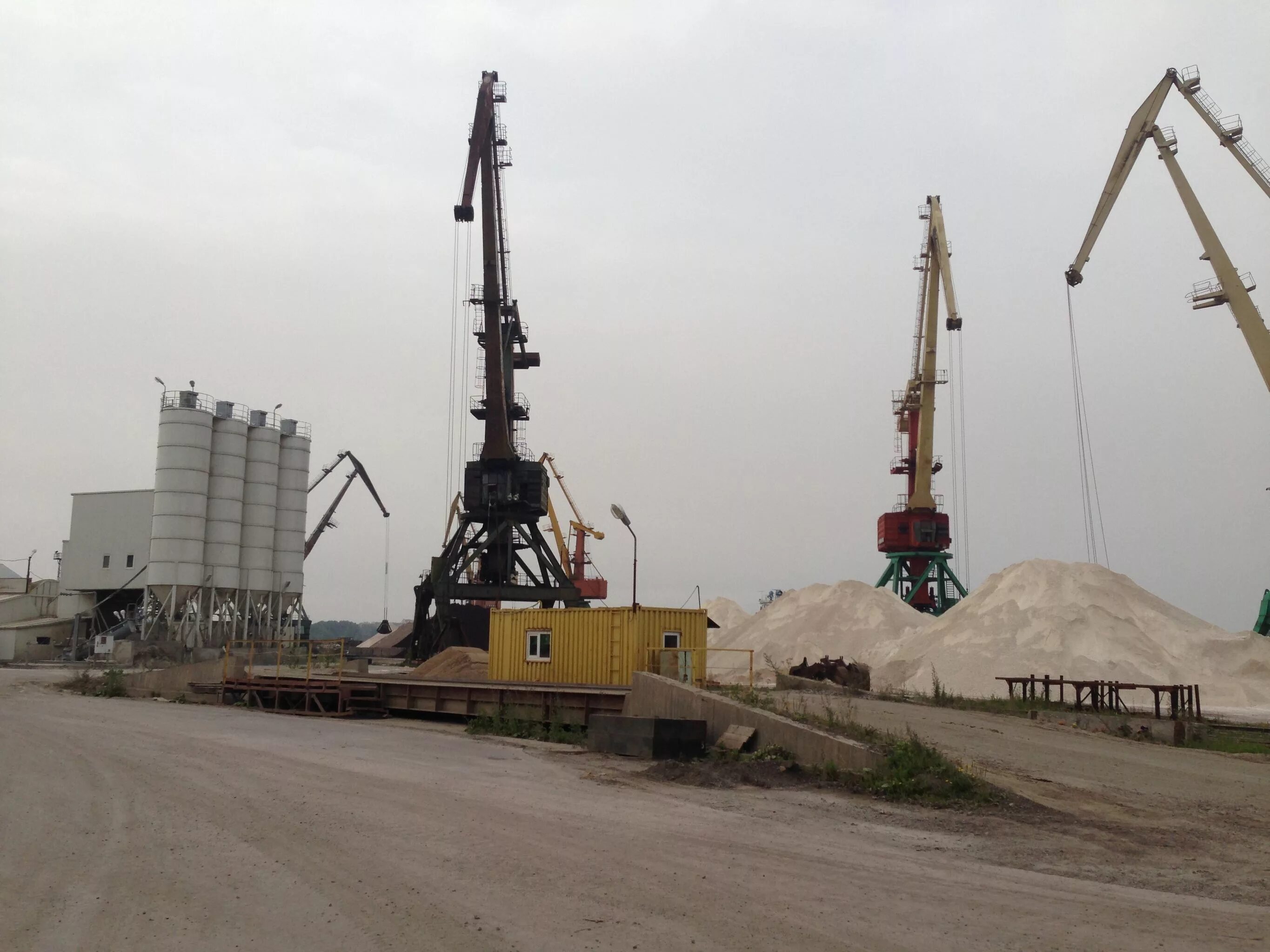 Морской порт череповец. Череповецкий речной порт. Порт череповец. Оао череповецкий порт. Череповецкий речной порт.