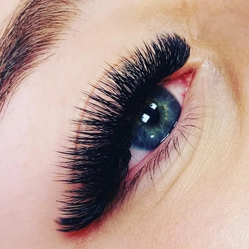 Ресницы 2д эффект маскара. Наращивание ресниц класс. V наращивание ресниц. Мокрый эффект 2д изгиб д. 5д лисий эффект изгиб.