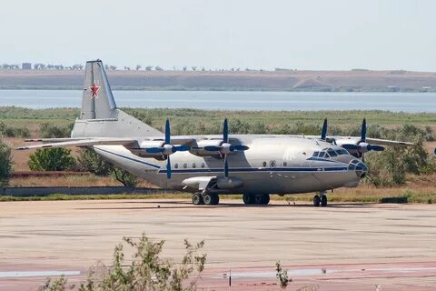 Самолет 12 раз