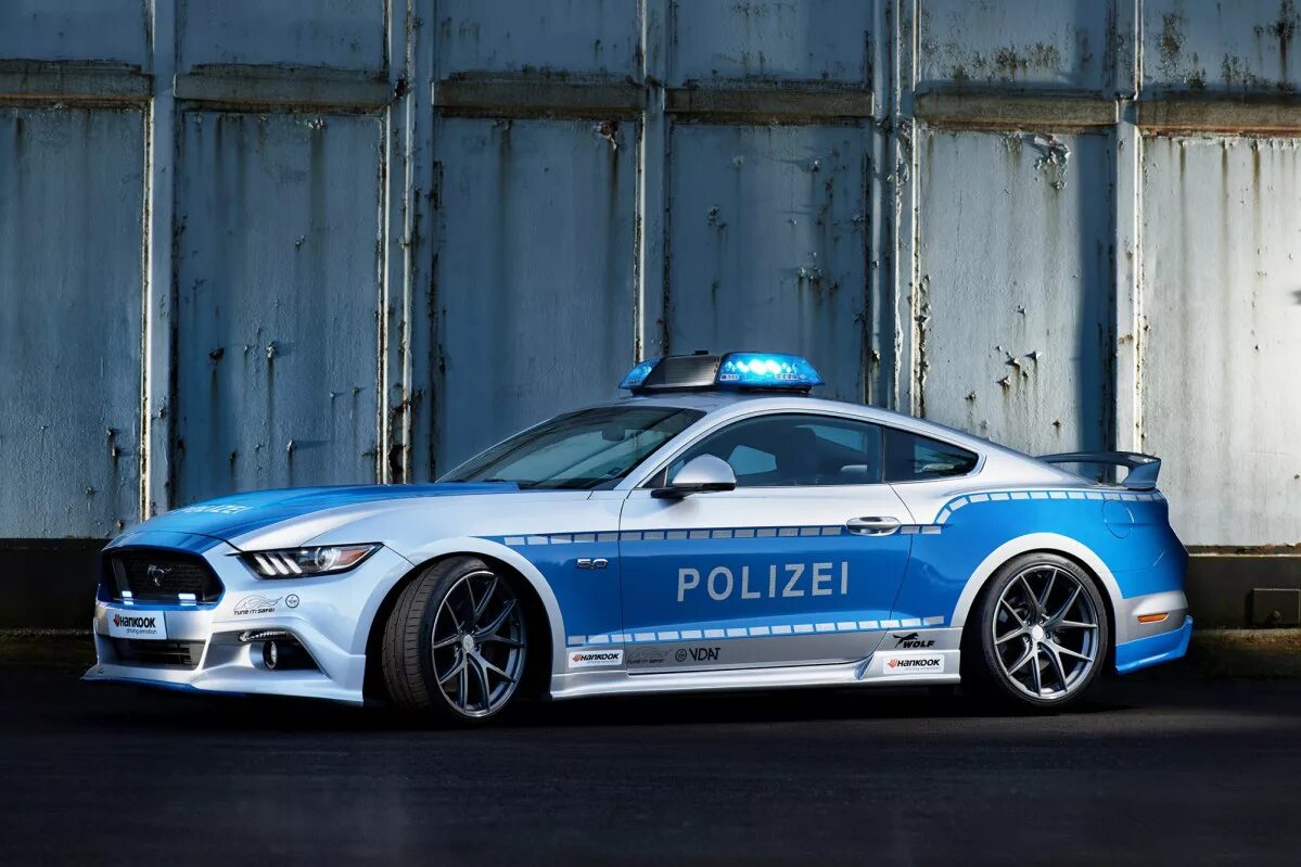 Полицейский мустанг. Форд Мустанг 911 полиция. Ford Mustang 2016 Police. Форд Мустанг ЖТ полицейский. Ford Mustang gt полиция.