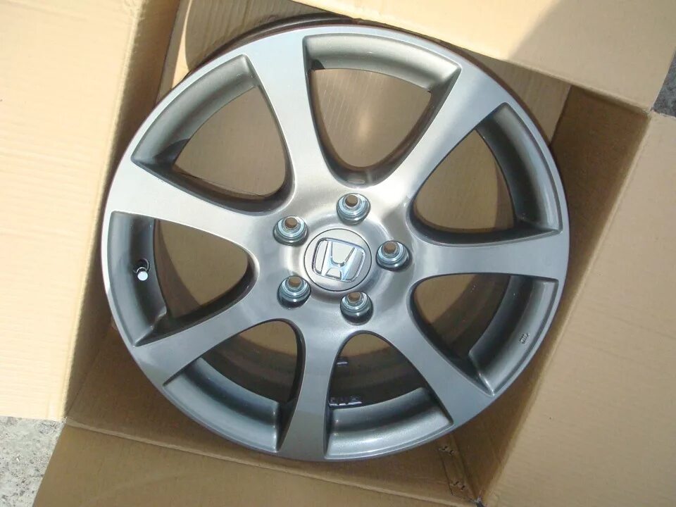 Honda r16. Диски Honda r17. Диски Honda HPP r17. 08w17snb600. Honda Civic диски r17.