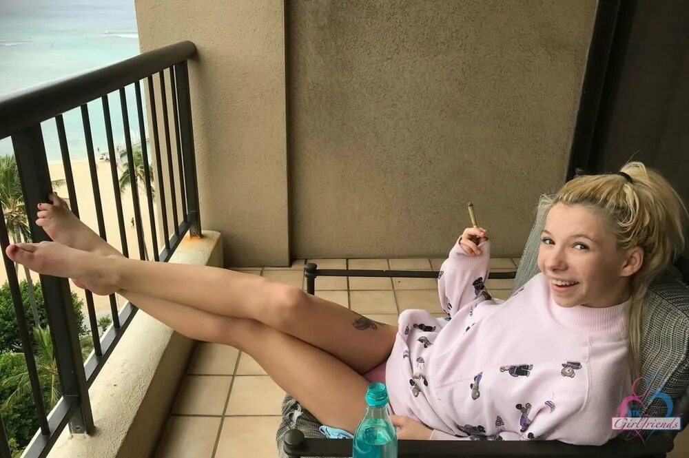 Daughter kenzie. Daughter kenzie. Kenzie reeves 2021. Кензи ривз 2017. Кензи ривз 18.