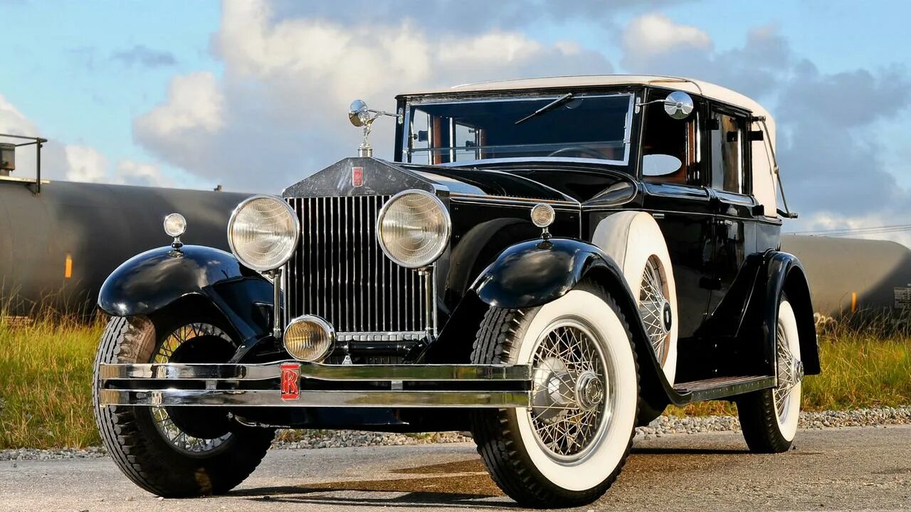 Старые роллс. Роллс Ройс 1932. Роллс Ройс ретро. Rolls Royce 30х. Автомобили Роллс Ройс ретро.