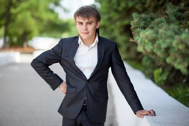 Вячеслав бутусов 1988. Константин бутусов татнефть. Резидент камеди клаб константин бутусов. Константин бутусов. Бутусов юпитер.