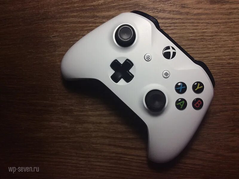 Включить джойстик 360. Gamepad Xbox one 360. Джойстик от Xbox one к Xbox 360. 360 Геймпад от Xbox one s. Джойстик Xbox 360 подключить к ПК.