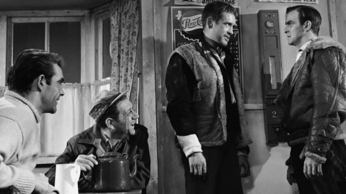 Число 1957. Адские водители 1957. hell drivers 1957. шон коннери адские водители. адские водители (1957) - триллер.
