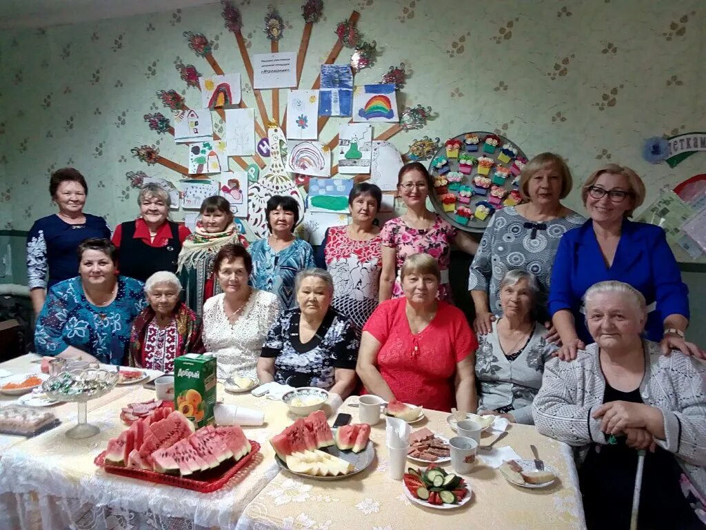 Погода леуши хмао октябрьского. Большой Атлым Октябрьский район ХМАО. Малый Атлым Октябрьский район. Село малый Атлым Октябрьского района ХМАО. ЦСОН В МО Пуровский район.