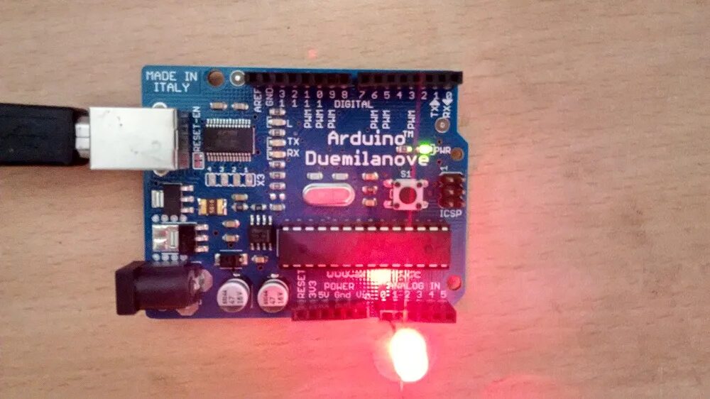 Какая функция предназначена для работы пинов arduino. 13-й пин arduino. ac input arduino. ir receiver arduino analog input. mcufriend uno shields have microsd on pins.