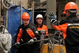 Буровик сургут. Субр 2 буровая сургутнефтегаз. Субр 3 сургутнефтегаз. Нефтяники сургутнефтегаз. Субр 2 сургут буровая.