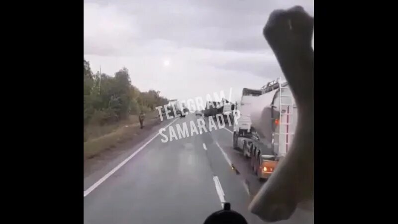 Трасса чапаевск. Трасса чапаевск. Авария под чапаевском самарской области. Попрядухина марина чапаевск авария на трассе. Оренбург указатель.