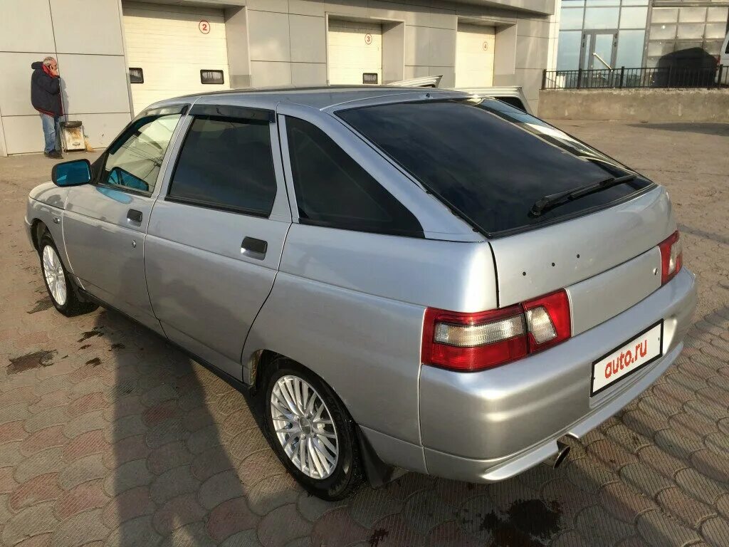 Купить б/у Lada (ВАЗ) 2112 1998-2009 1.6 MT (81 л.с.) бензин механика в Волгогра