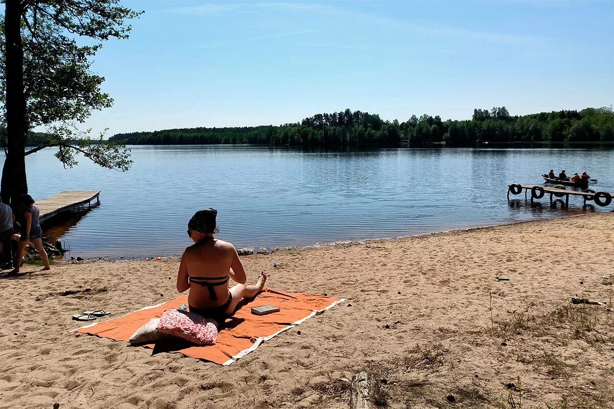 Петербург где можно купаться. Пляжи Подмосковья. Пляж на озере. Отдых на реке. Место для купания.