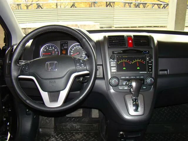 Honda CR-V 2008 салон. Хонда СРВ 2008. Honda crv5 консоль. Хонда ЦРВ 2008 магнитола. Купить хонду срв автомат