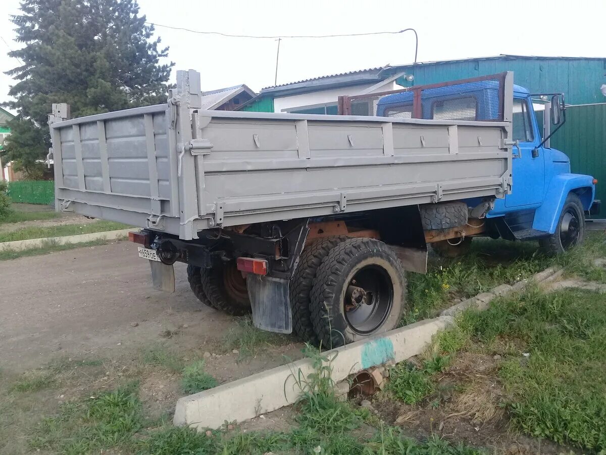 Купить газ 3307 алтайский. 3307 Самосвал. ГАЗ 3307 В Улан Удэ. Самосвалы 3307 в Красноярске. ГАЗ 3307 С дровами.