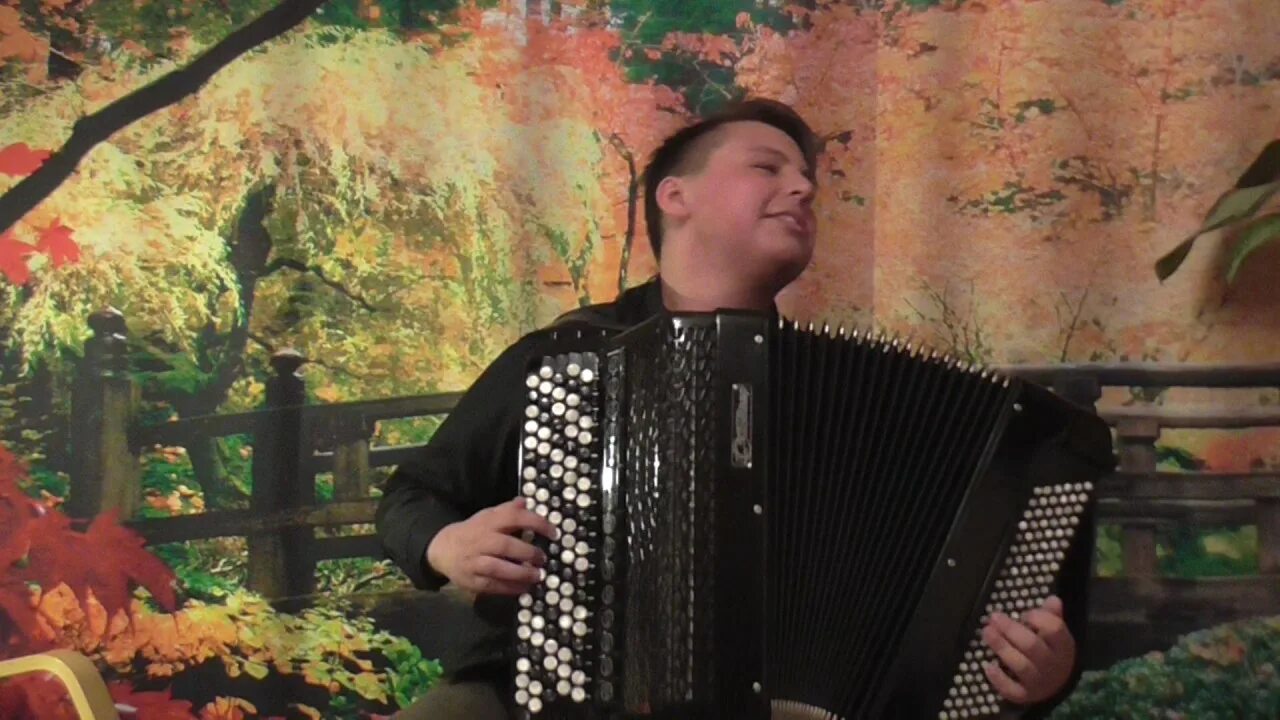 Карусель фоссен. Текст песни гюрза. Ой да ты калинушка. Ой да накой нам барная. Ой да ты калинушка.