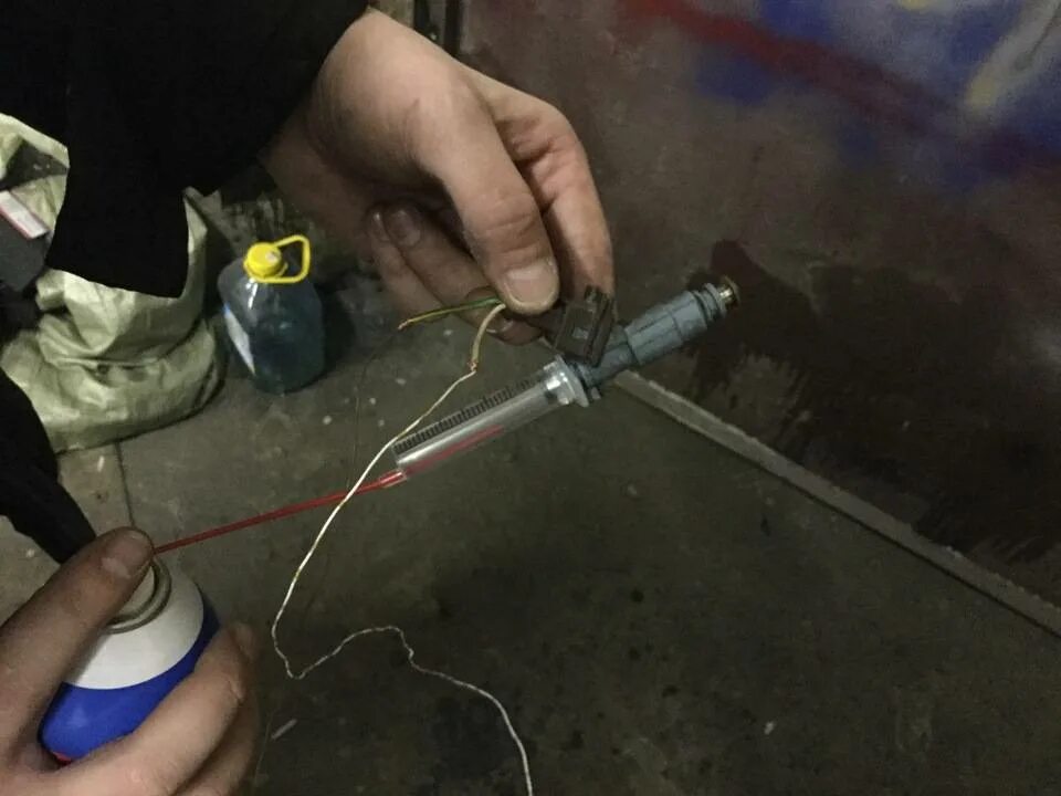 Прочистить форсунку плиты