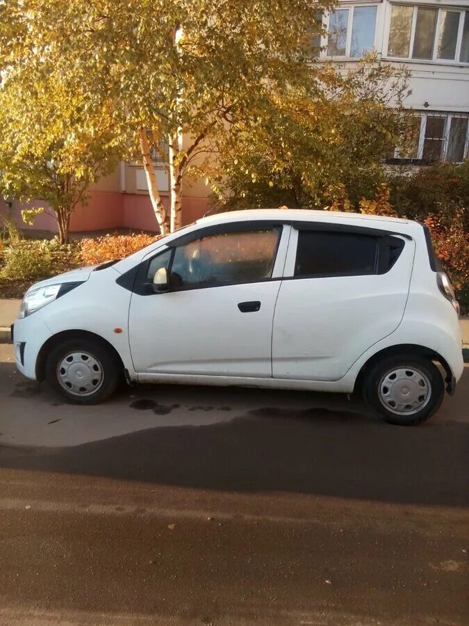 Chevrolet spark-2011-2015. Chevrolet spark m350. Шевроле спарк 2011. Шевроле спарк1. Шевроле спарк 2011 белая.