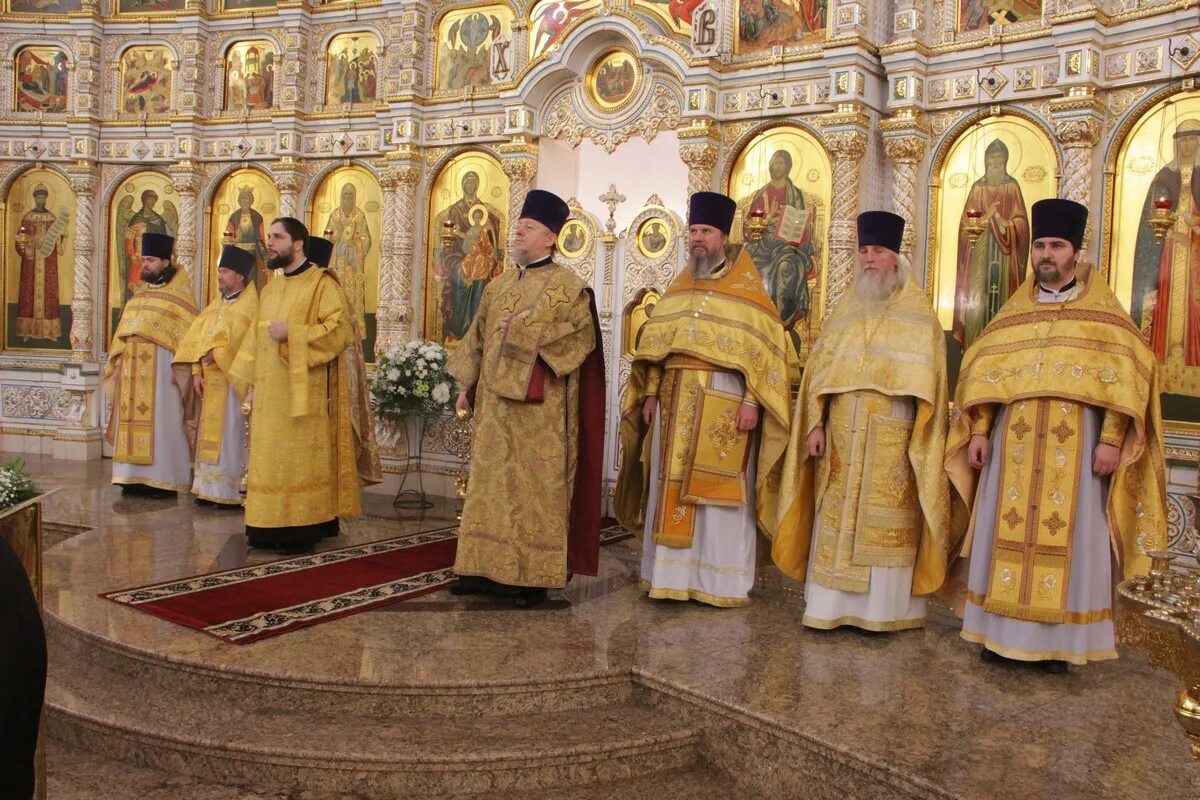 храм матроны московской расписание богослужений. расписание богослужений троицкий храм киров. храм в борисово живоначальной троицы расписание богослужений. храм в борисово живоначальной троицы расписание богослужений. расписание службы в храме в коньково.