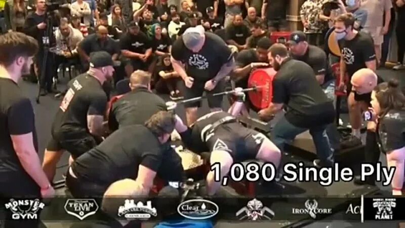 Самый большой жим лежа в мире. Джин рычлак. Мировой рекорд по пауэрлифтингу джимми колб. Джимми колб. Джимми колб.