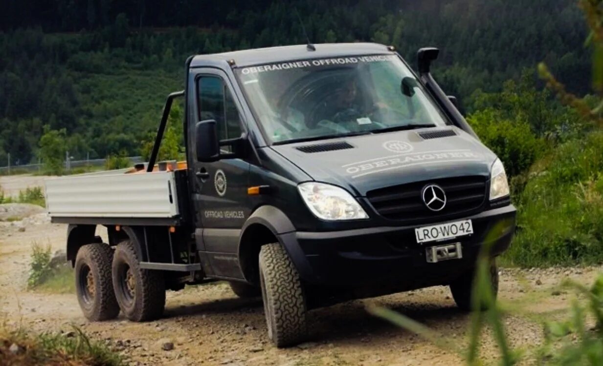 Мерседес спринтер 4. Мерседес Спринтер 4х4 бортовой. Mercedes Sprinter бортовой 4x4. Mercedes-Benz Спринтер грузовой 4х4. Mercedes-Benz Sprinter 4x4 313.