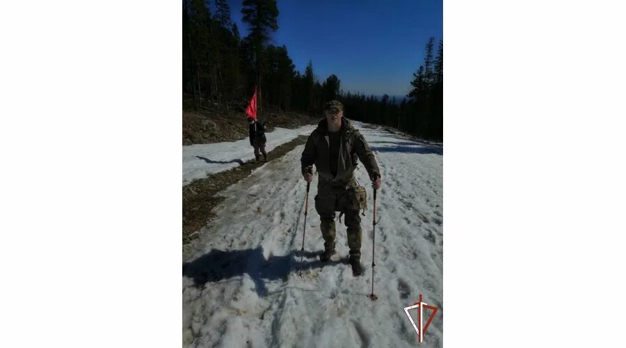 Задача туристы совершили восхождение на гору. Туристы совершили восхождение. туристы совершили восхождение на гору. туристы совершили восхождение на гору в первый день. туристы совершили восхождение на гору в первый день на 750 м во второй.