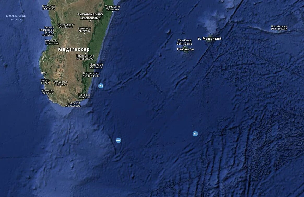 Длинный пролив на земле. Мадагаскар Мозамбикский пролив. Острова в Мозамбикском проливе. Мозамбикский пролив проливы. Мозамбикский пролив на карте.