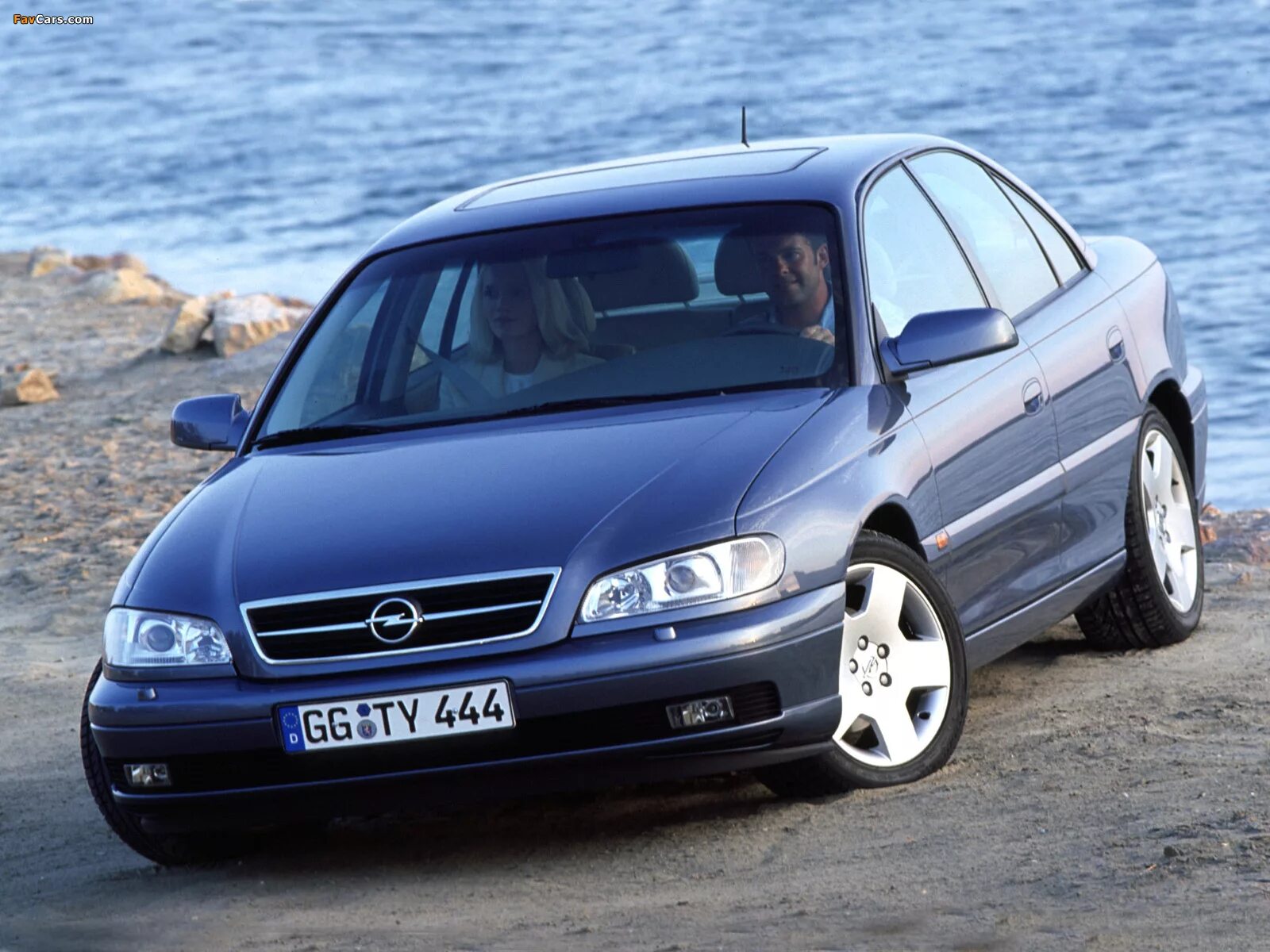 Опель омега б 2.2 бензин. Opel Omega b. Opel Omega 2. Opel Omega 2003. Opel Omega b2.