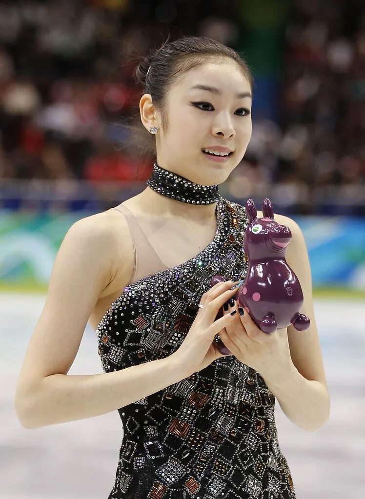Yu kim. Yuna kim. kim yuna певица.