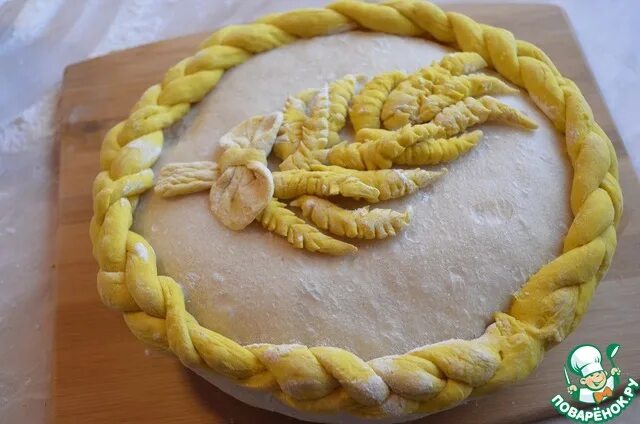 Каравай золотой \ сноп. Украшение каравая колосками. Колосок из теста. Каравай сноп колосьев. Пирог колосок из дрожжевого теста.