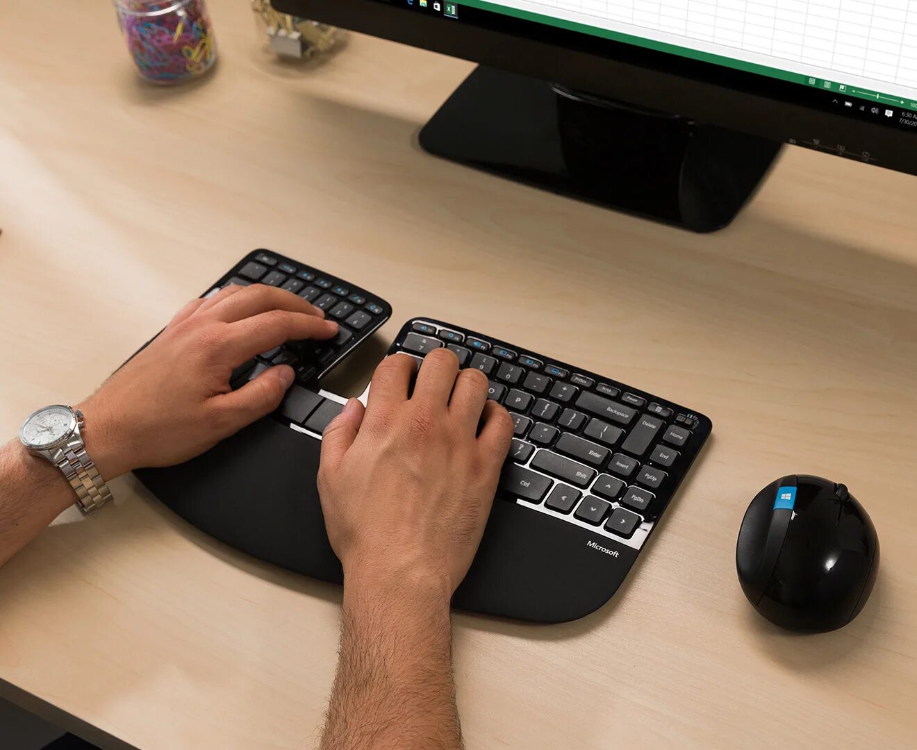 Монитор мышка и клавиатура не включаются. Клавиатура microsoft sculpt ergonomic. microsoft ergonomic keyboard &amp; mouse. microsoft sculpt ergonomic desktop. microsoft sculpt keyboard.