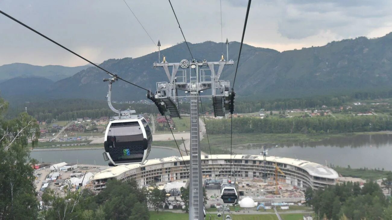 Манжерок горнолыжный отель. Парк отель манжерок. Усадьба зорькиных манжерок. Парк отель манжерок алтай. Турбаза манжерок горный алтай.