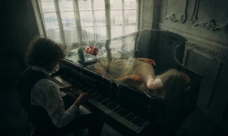 Annie Leibovitz is perhaps the most well-known and well-respected living. Disney