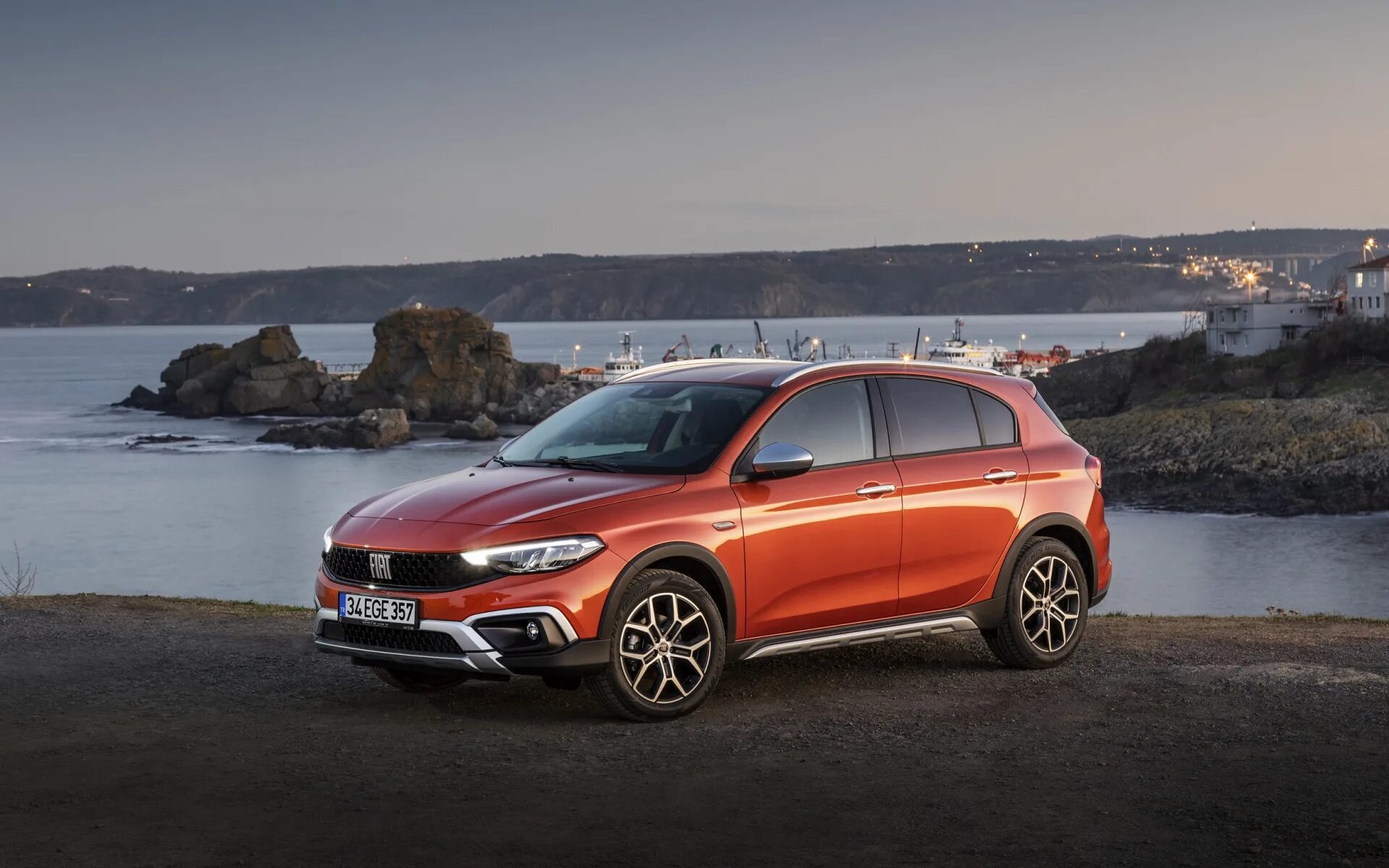 Fiat cross 2021. Fiat egea 2022. Fiat egea cross. Fiat cross 2021. Fiat cross 2022.
