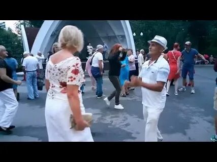 Без ласки пропадаю я
