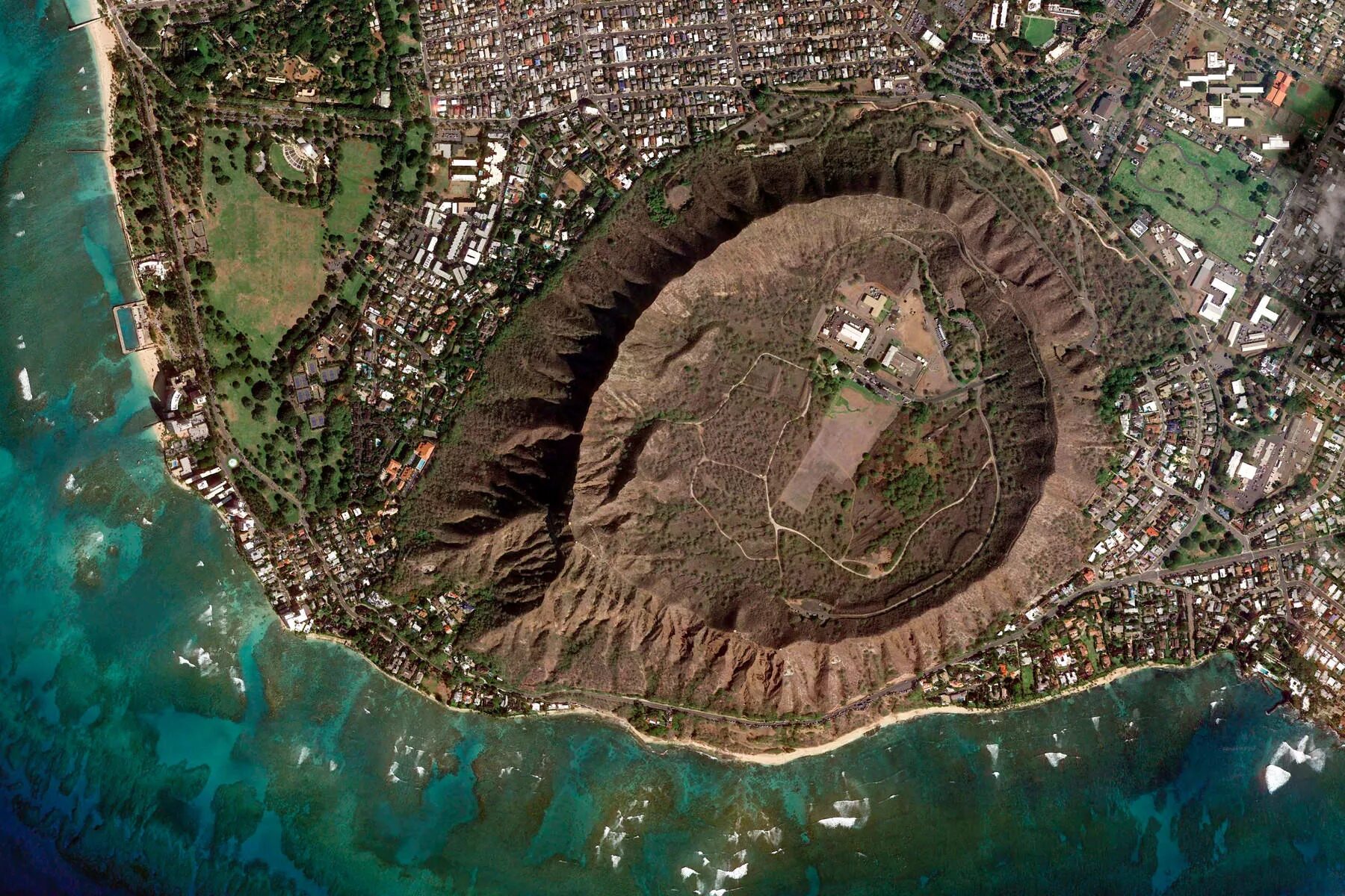 Google island. Google Earth. Google Earth Планета земля. Google Earth фото. Интересные снимки со спутника.