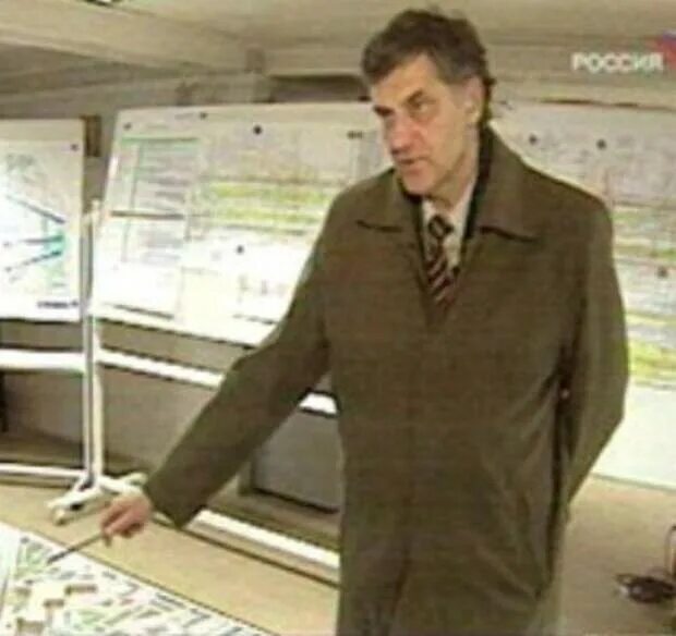 Кабина союз мс 16. Главный инженер московского метрополитена. Сколько зарабатывают космонавты. Инженер систем жизнеобеспечения в космосе. Космические инновации.