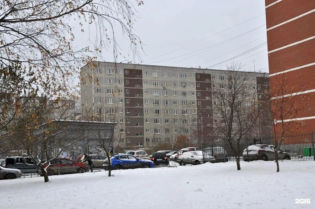 Свердловская область екатеринбург сиреневый бульвар. Улица сиреневый бульвар екатеринбург. екатеринбург, ул. сиреневый бульвар 2а. жби сиреневый бульвар. сиреневый бульвар 5 екатеринбург.
