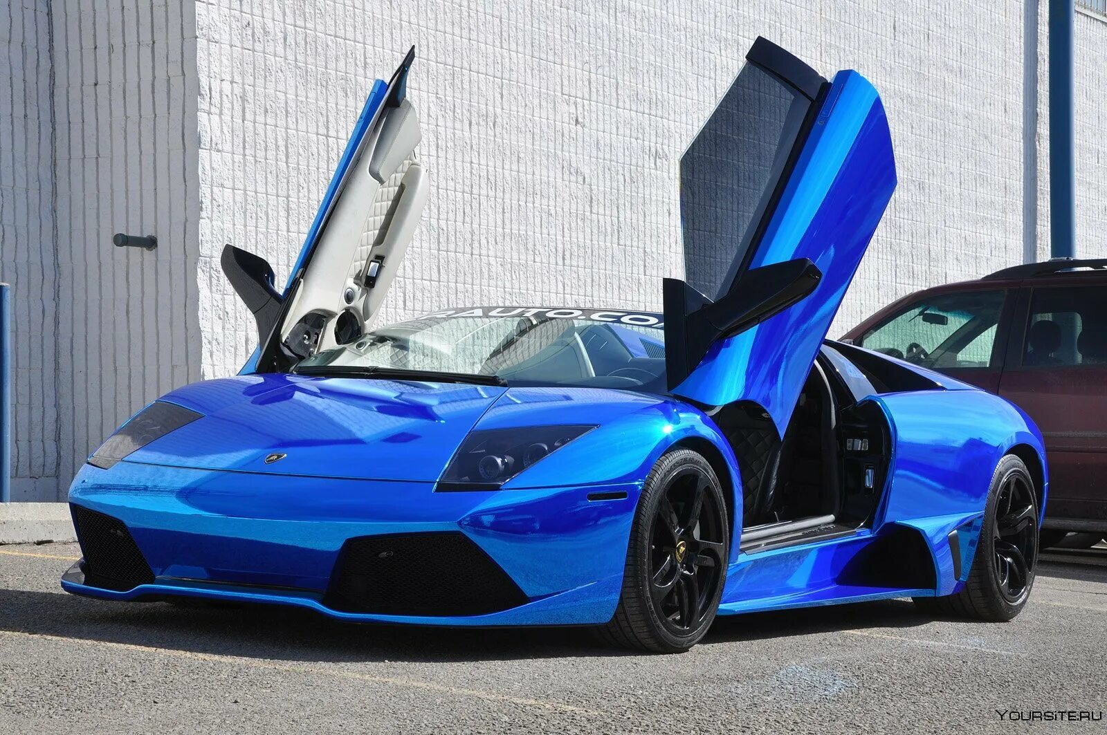 Mr lambo xcho. Айсберг ламбо. Antidote мр ламбо. Ламборгини в снегу. Ламборджини.