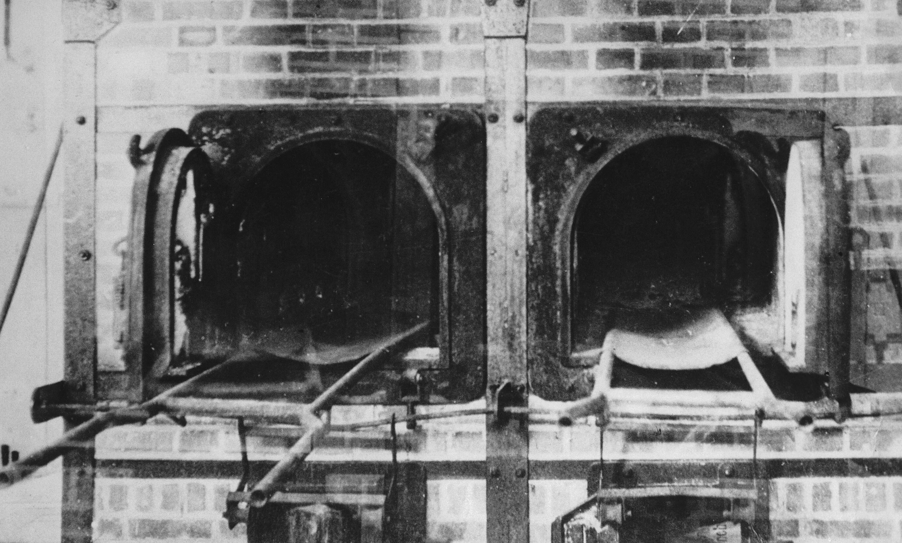 Освенцим/auschwitz крематорий. Аушвиц концлагерь крематорий. Лагерь смерти освенцим крематорий. Газовая камера в концлагере аушвиц. Аушвиц-биркенау газовые камеры.