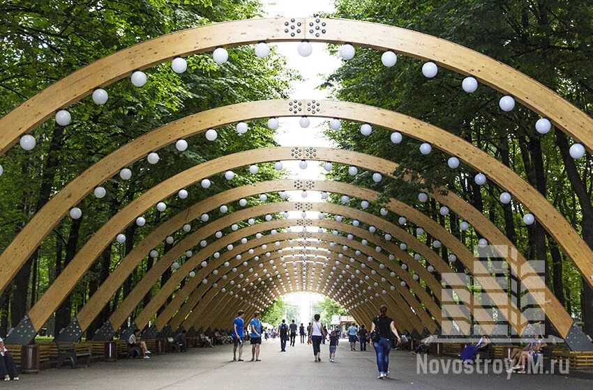Парк сокольники 2021. Парк сокольники аллея арок. Парк сокольники. Московский парк сокольники. Парк сокольники центральная аллея.