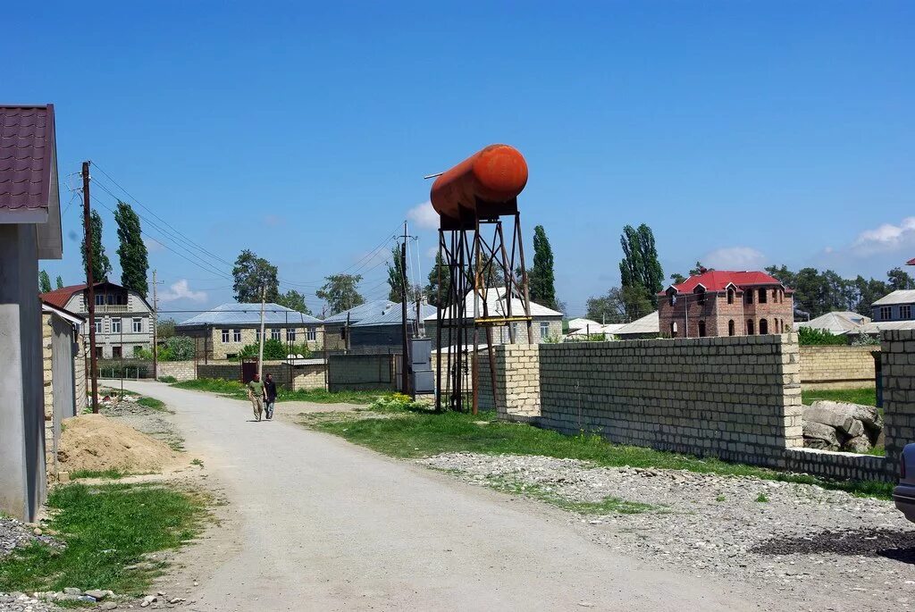 Село рустов